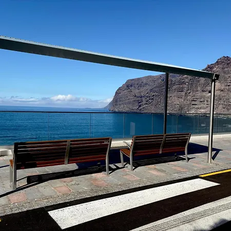 Delfin Amarillo-los Gigantes-acantilados Y Mar Apartmán Santiago del Teide